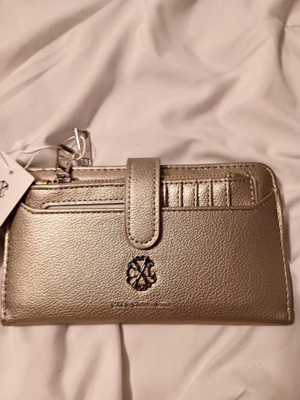CXL Christian LaCrouix Bryce Pebble Id Fold Zipper Wallet Pewter Wallet NWT